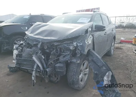 2014 Toyota Rav4 Xle z USA, uszkodzony, nr VIN 2T3RFREV2EW129343